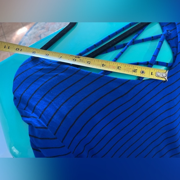 SALE! Bundle & Save Cable & Gauge striped v-neck, short sleeve - Picture 5 of 5